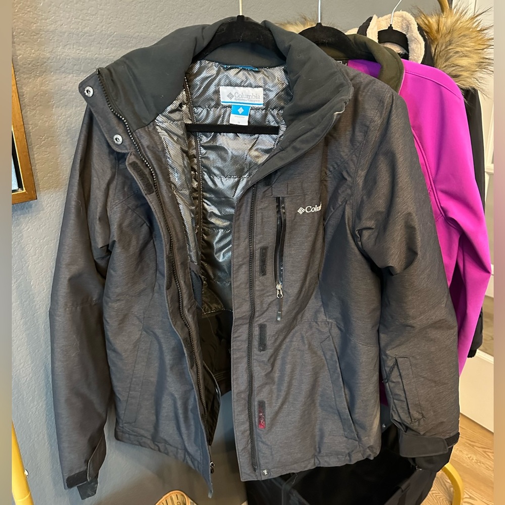 Women’s Columbia Omni Heat Winter/Ski Coat- size M